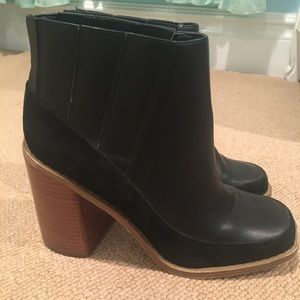 black platform boots!!!
